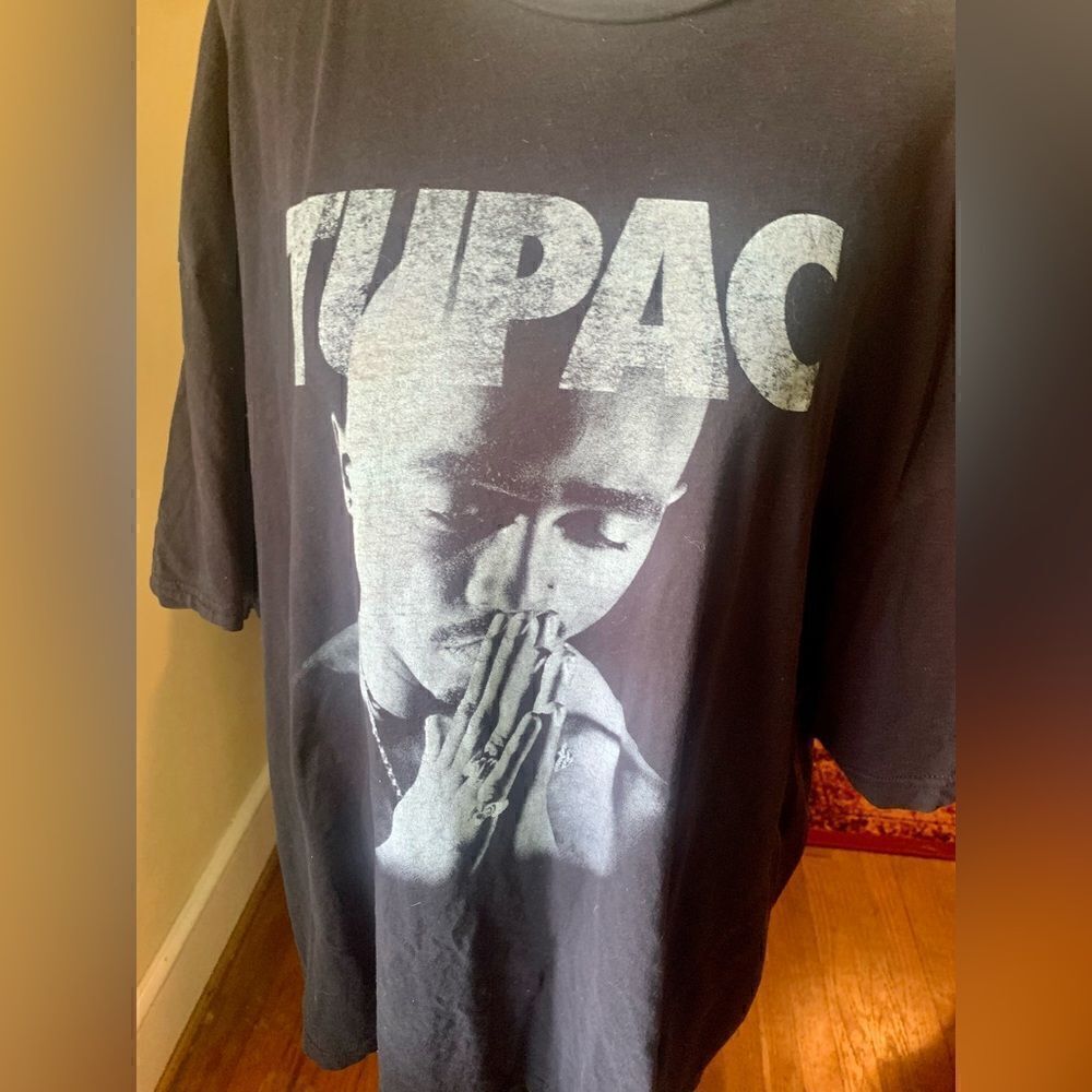 2PAC Black Tee 
